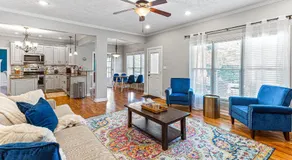 Amazing Home w/ Huge Pool, Game Tables, Movie room, and More! - Image 4