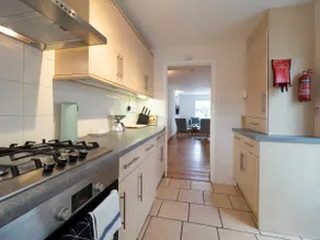 New Street -  2 bedroom home in Canterbury - Image 5