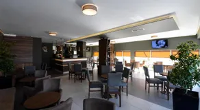 SANTO Hotel - Image 2