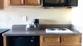 Lone Star Inn & Suites - Image 2