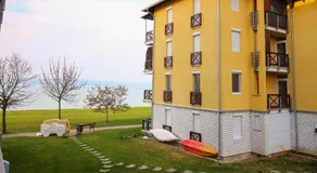 399 - Modern szállás, vízparti apartmanban - Image 3