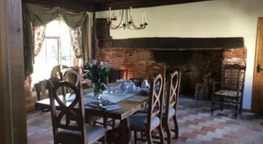 Valley Farmhouse, Westhall - Image 4