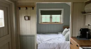 The Deer Hut - Image 2
