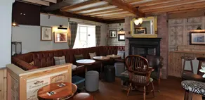 The Falcon Inn - Image 2