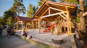 Hanzi Holiday Home - Image 4