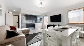 Appartement entièrement équipé avec internet haut débit | Vue montagne - Image 2