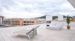 Sea Breeze Apartments - Image 2