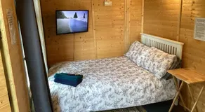 Vigo Retreat cabin 1 - Image 2