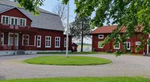Hova Prästgård Bed & Breakfast - Image 5