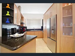 Quiet 4 bedrooms house in Belmore - Image 2