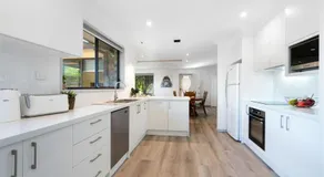 Heights Hideaway - Image 3