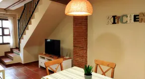 Masía de San Juan Casas número 3 y 5, con piscina, aire acondicionado y vistas a la montaña - Image 3