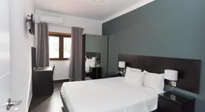 Residencial Principe Guest House - Image 2