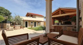 House Bona - Image 5