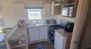 Spacious accomodation 188 Unity Beach sleeps 6 Centrally located Pet friendly Pets Stay Free - Image 4
