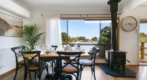 Fairview Lakeside Cottage Metung - Image 3