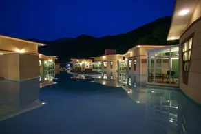 Jeongseon Dewey Tree Pension & Caravan Garden - Image 2