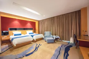 Oriental Shipu Business Hotel - Image 2