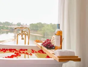 Lake Hotel Sóc Sơn - Image 3