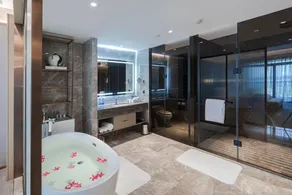 Qianhuazhou Holiday Hotel - Image 5