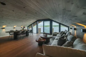 Steam Pier Adventure Hotel - Image 2