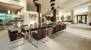 Under the Stars Luxury Apartment - Image 3