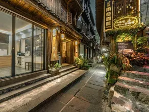 Fenghuang Fanyin Zhenpin Inn - Image 3