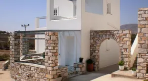Panorama studios in PisoLivadi - Image 2