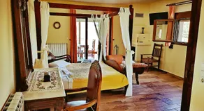 Flygonion Guesthouse - Image 4