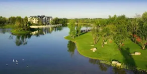 West Coast Hotel (Gu'an Beijing Daxing International Airport Branch) - Image 4