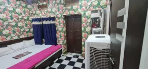 SPOT ON 92405 Hotel Sahu Palace And Restaurant - Image 2
