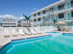 Island Breeze Motel - Image 3