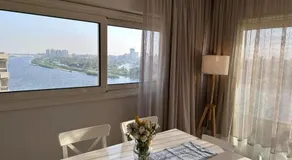 شقه فندقيه عائليه اطلاله على النيل بانوراما - Image 3