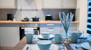 Wigan Town Centre Apartment, Self Check-In, Fast WiFi, Long Stays - Image 4