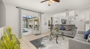 #196-Fantastic 6 bed villa with own private pool and spa with no rear neighbors - Image 3