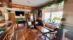 The Reindeer Inn - Image 2