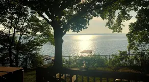 Romantische Waterfront mit Whirlpool auf Wine Trail akzeptiert Haustiere - Image 3