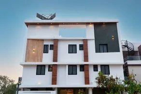 The Paradise International Hotel - Image 2