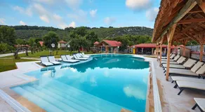 Dachas Cove Hotel  - Image 3