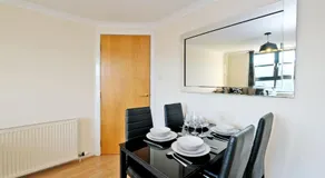 OrangeApartments Riverside Drive,5 Minutes from City Centre - Image 3