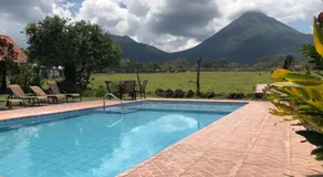 Hotel Villas Vista Arenal - Image 2