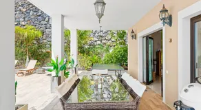 Villa con ampio terrazzo e piscina, affacciata sull'Atlantico \"Costa Adeje\" - Image 2