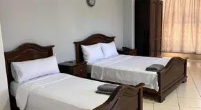 Hôtel la marina - Image 2