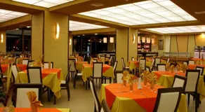 Hotel Iskar & Aquapark - All Inclusive and FREE PARKING - Image 2