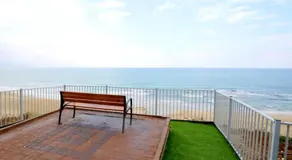Beachfront Studio Apartment Bat Yam 412 - Image 5