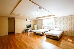 Arbon resort - Image 2