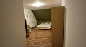 Guest House Wolf - Image 4