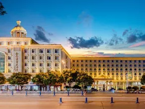 Buckingham Palace Hotel - Image 4