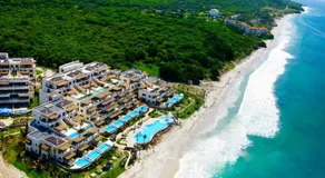 Spectacular Beachfront at veneros fully staffed - Image 4