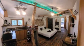 LOVE Room Danslesbois avec spa - Image 2